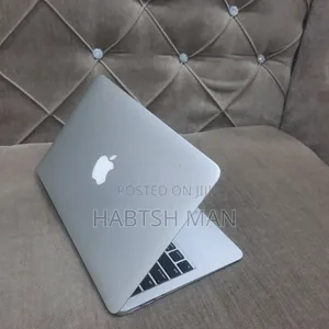 New Laptop Apple MacBook Air 2015 4GB Intel Core i5 SSD 512GB