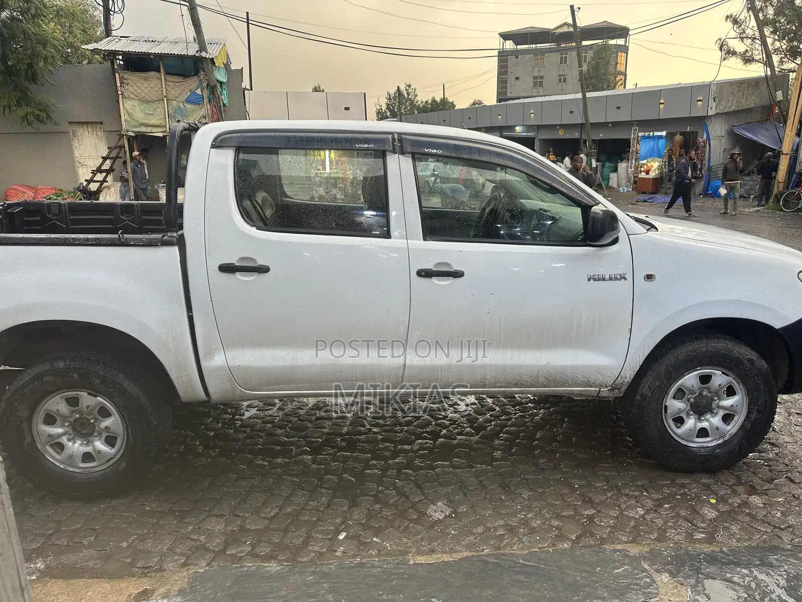 Car Rent 4000 Per a Day