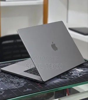 New Laptop Apple MacBook Pro 2023 M3 16GB Apple M3 Pro SSD 512GB