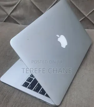 New Laptop Apple MacBook Air 2015 4GB Intel Core i5 HDD 500GB