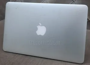 New Laptop Apple MacBook Air 2015 4GB Intel Core i5 HDD 500GB