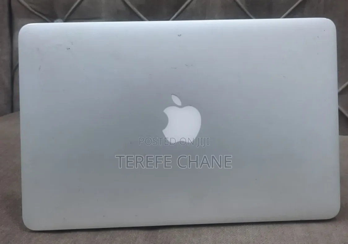 New Laptop Apple MacBook Air 2015 4GB Intel Core i5 HDD 500GB