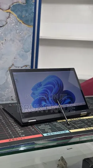 New Laptop Lenovo ThinkPad X380 Yoga 16GB Intel Core i5 SSD 256GB
