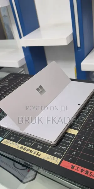 New Laptop Microsoft Surface Pro 7 32GB Intel Core i7 SSD 1T