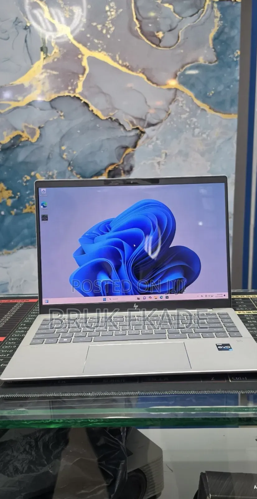 New Laptop HP Pavilion 14 16GB Intel Core i7 SSD 1T