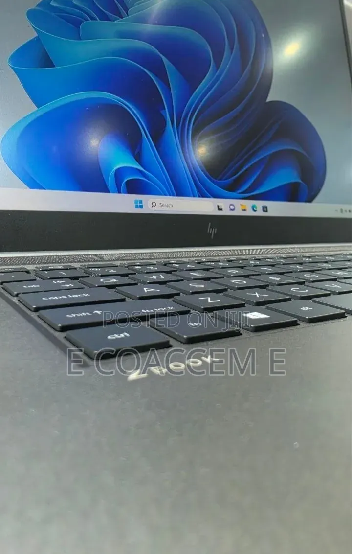 New Laptop HP 32GB Intel Core i7 SSD 512GB