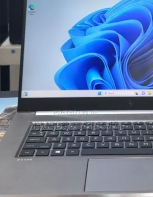 New Laptop HP Zbook Studio G7 32GB Intel Core i7 SSD 512GB