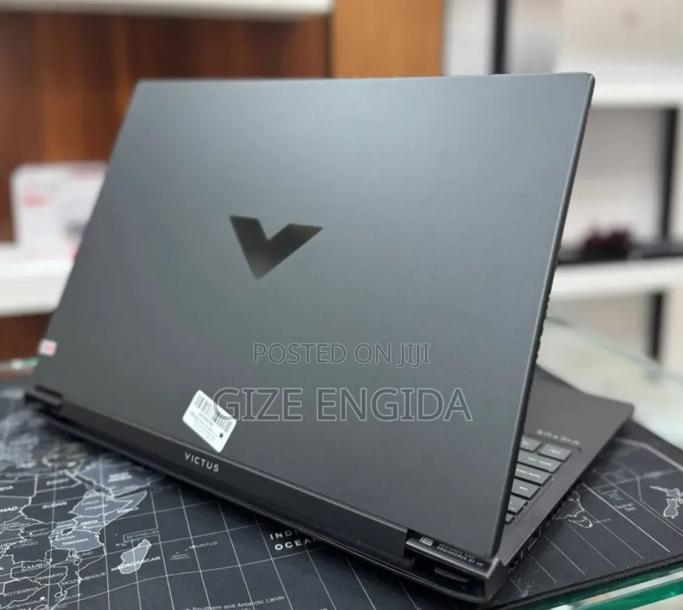 New Laptop HP Victus 16 16GB Intel Core i7 SSD 512GB