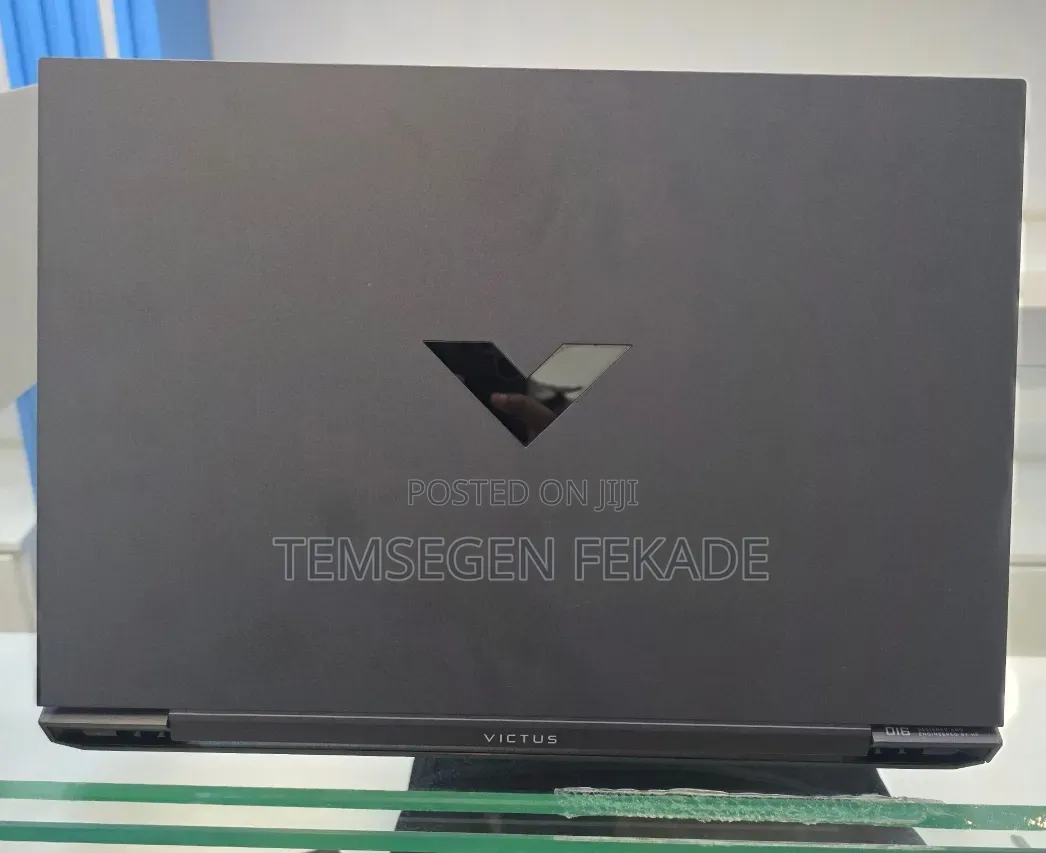 New Laptop HP Victus 16 16GB Intel Core i7 SSD 512GB