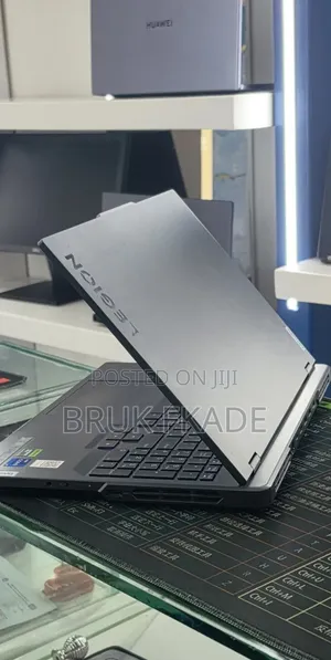 New Laptop Lenovo Legion 5 16GB Intel Core i7 SSD 1T