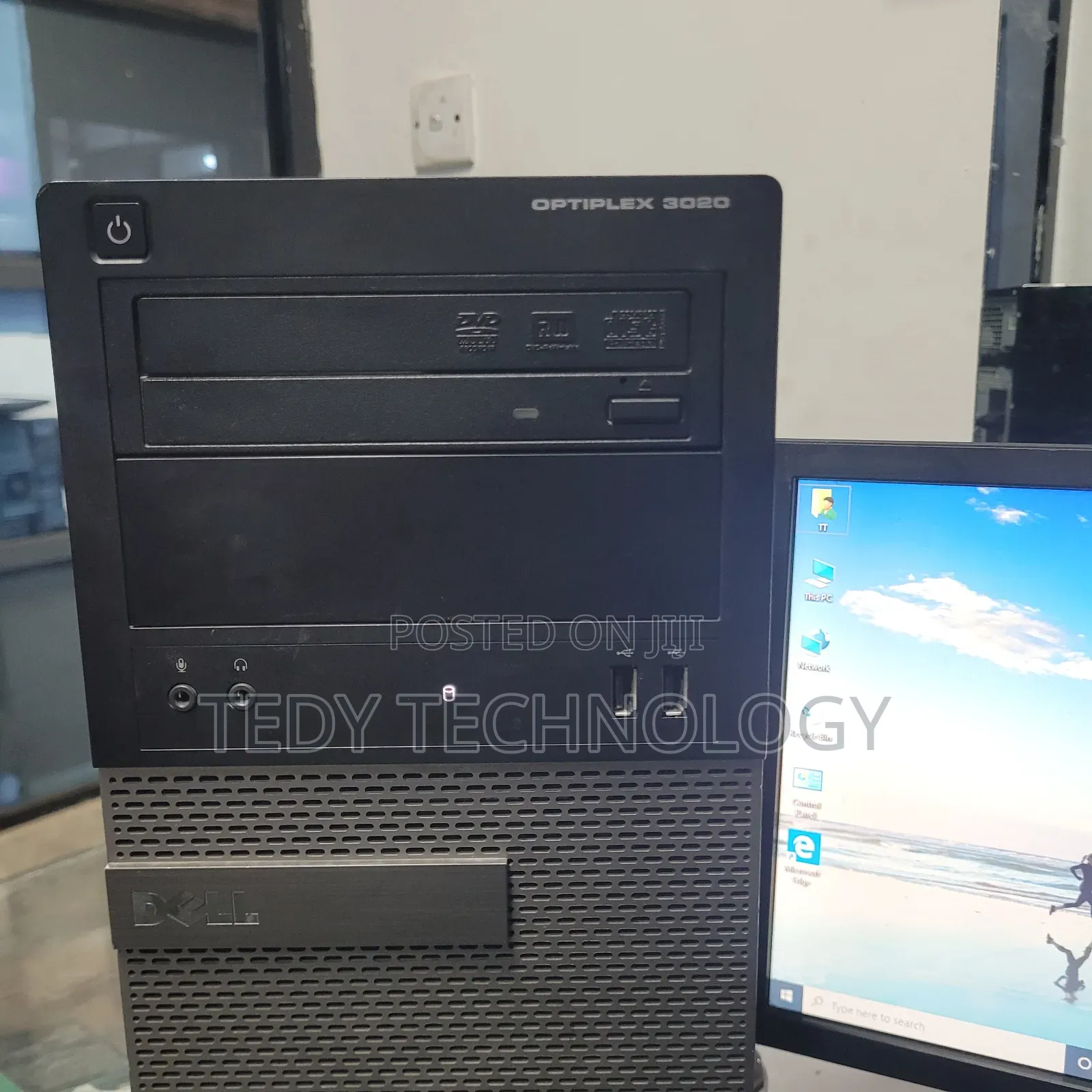Desktop Computer Dell Optiplex 7020 4GB Intel Core i5 SSD 500GB
