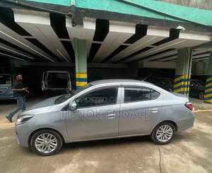 Mitsubishi Attrage 2021 Silver