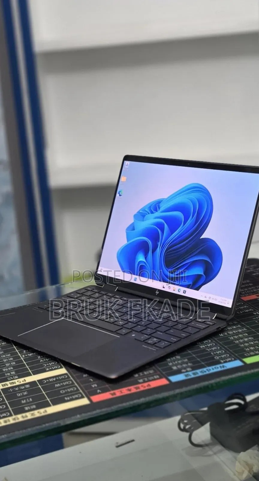 New Laptop HP Spectre X360 13 16GB Intel Core i7 SSD 1T