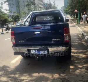 Toyota Hilux 2008 Blue