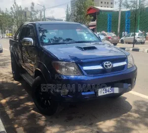 Toyota Hilux 2008 Blue