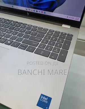 New Laptop HP OmniBook 7 16" 16GB Intel Core i9 SSD 1T