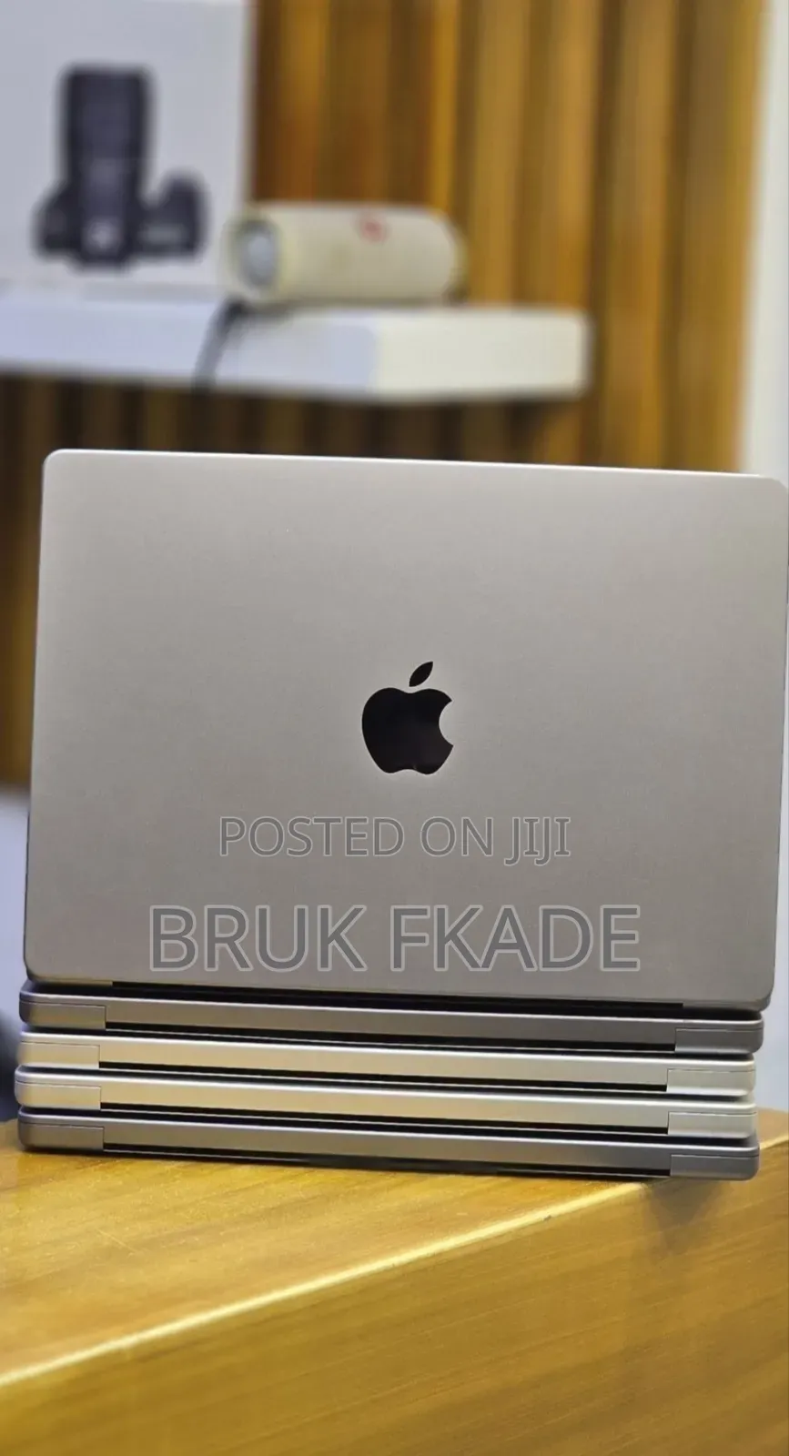 New Laptop Apple MacBook Pro 2021 M1 16GB Apple M1 Pro SSD 512GB