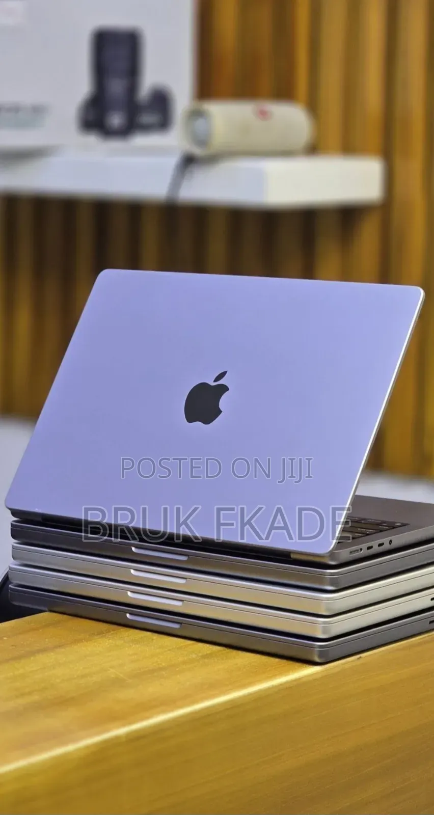 New Laptop Apple MacBook Pro 2021 M1 16GB Apple M1 Pro SSD 512GB