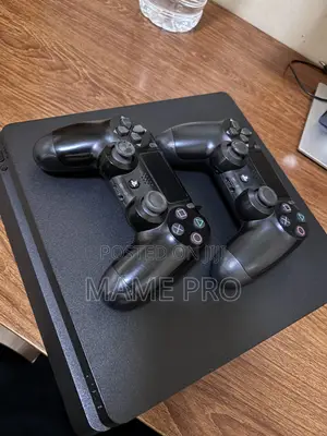 PlayStation 4 Slim