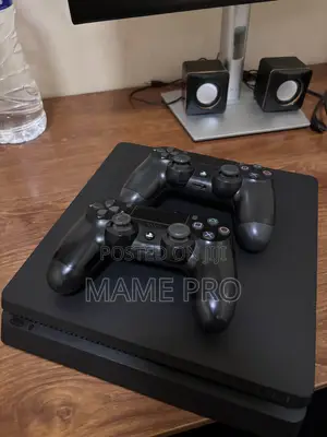 PlayStation 4 Slim