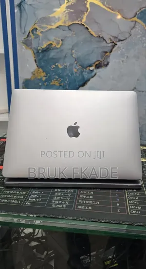 New Laptop Apple MacBook Air 2020 M1 8GB Apple M1 SSD 256GB