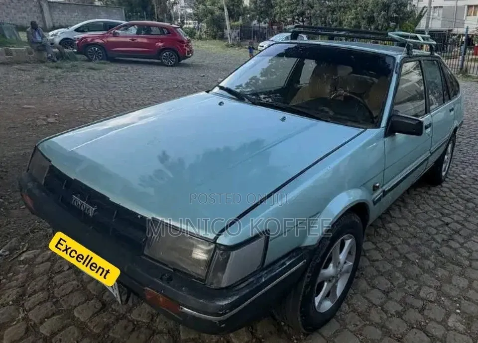 Toyota Corolla II 1985 Silver