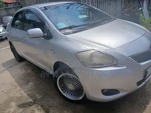 Toyota Yaris 1.3 VVT-i 2007 Silver
