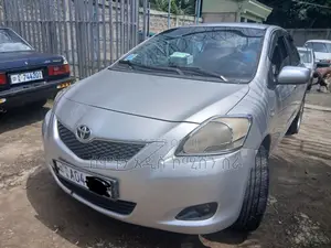 Toyota Yaris 1.3 VVT-i 2007 Silver