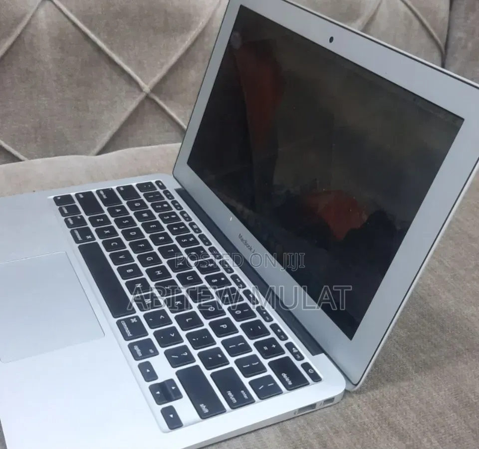 New Laptop Apple MacBook Air 2015 4GB Intel Core i5 SSD 500GB