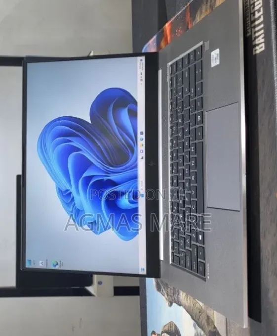 New Laptop HP ZBook Power G7 32GB Intel Core i7 SSD 512GB