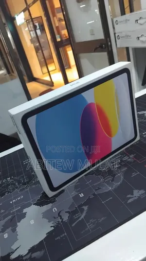 New Apple iPad (2025) 128 GB