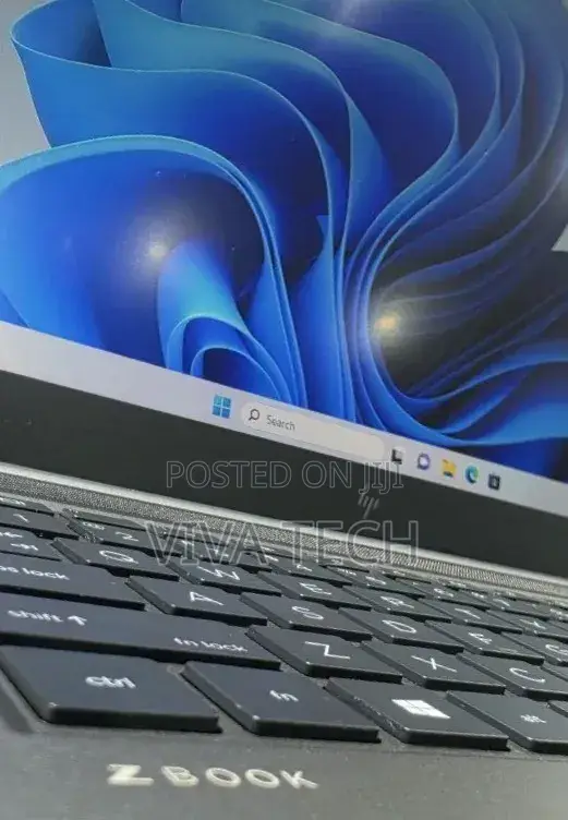 New Laptop HP Zbook Studio G7 32GB Intel Core i7 SSD 512GB