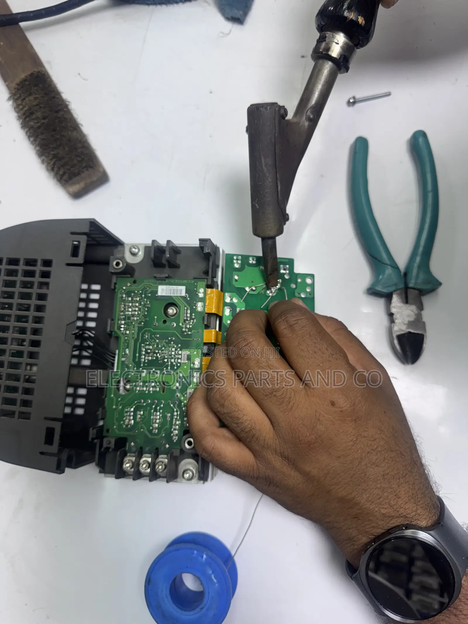 Diagnose and Fix Most Electronic Devices Machines