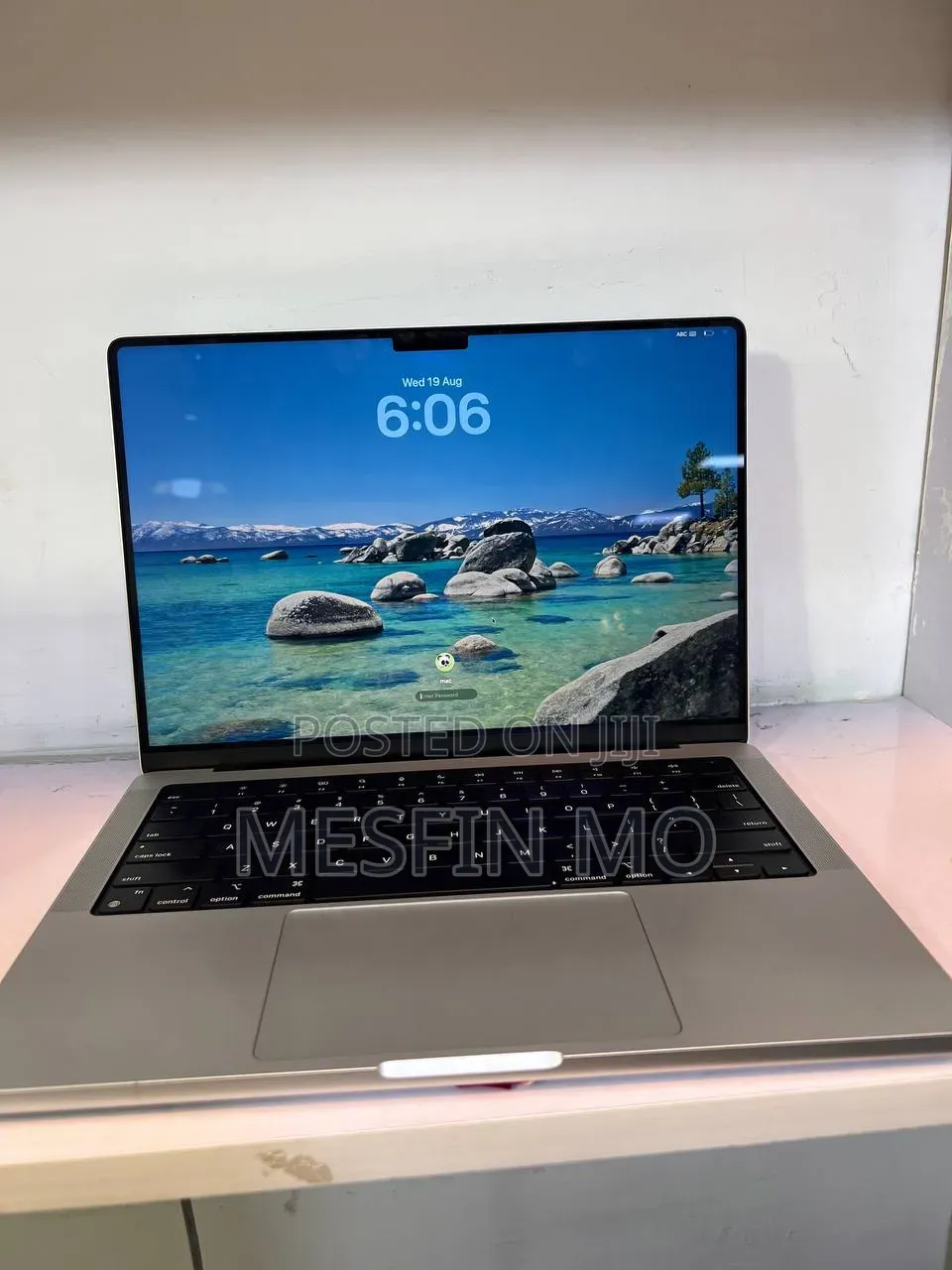 New Laptop Apple MacBook Pro 2021 M1 16GB Apple M1 Pro SSD 512GB
