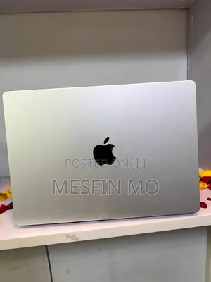 New Laptop Apple MacBook Pro 2021 M1 16GB Apple M1 Pro SSD 512GB