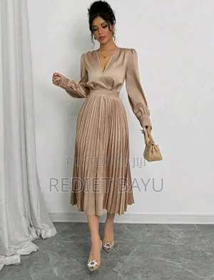 የሚሸጥ አዲስ ቀሚስ Quality Dress