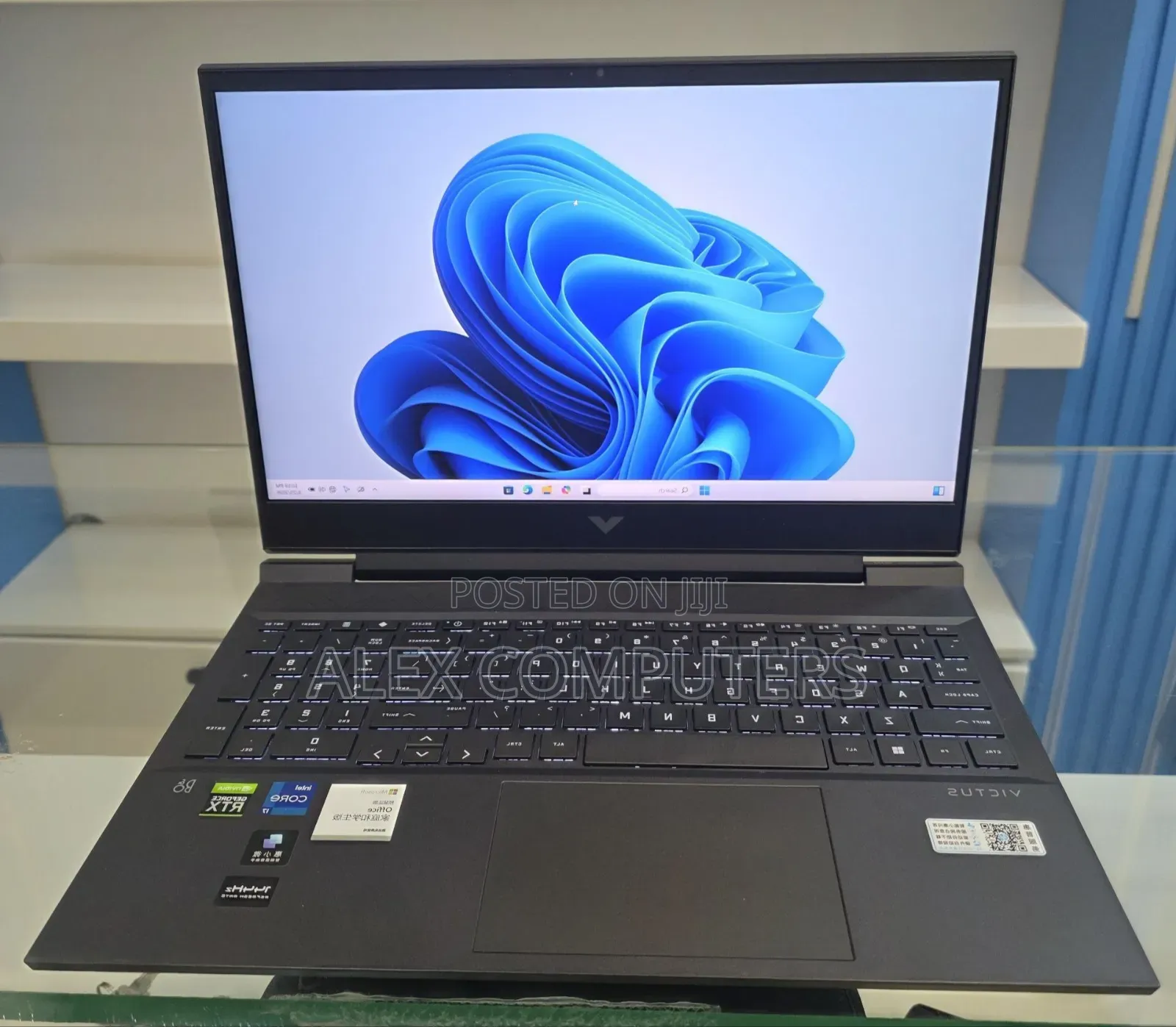 New Laptop HP Victus 16 16GB Intel Core i7 SSD 512GB