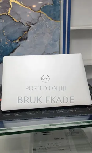 New Laptop Dell XPS 15 16GB Intel Core i5 SSD 512GB