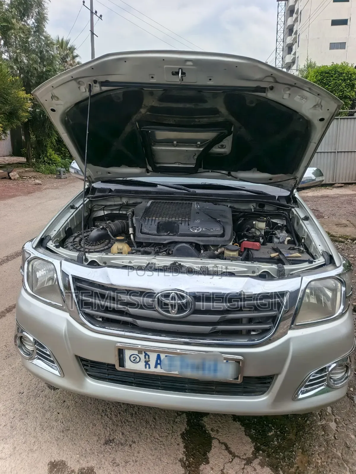 Toyota Hilux 2013 Gold