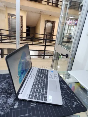 New Laptop HP 8GB Intel Core i5 SSD 512GB