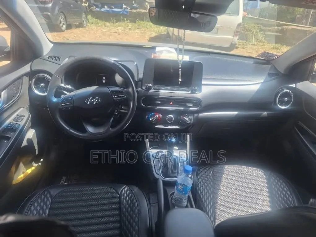 Hyundai Kona 2023 Gray