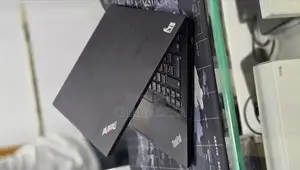 New Laptop Lenovo ThinkPad T14 16GB Intel Core i7 SSD 512GB
