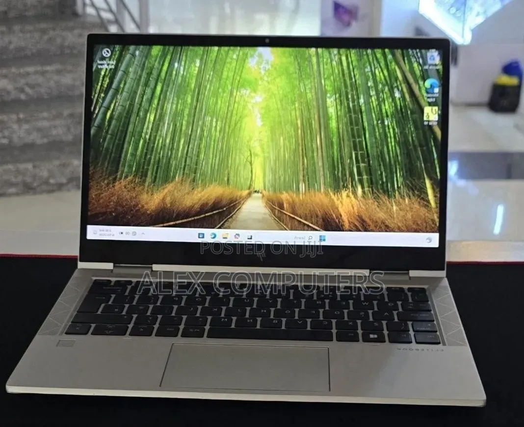 New Laptop HP EliteBook 830 16GB Intel Core i5 SSD 512GB