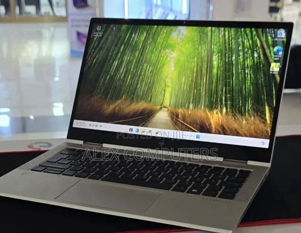 New Laptop HP EliteBook 830 16GB Intel Core i5 SSD 512GB
