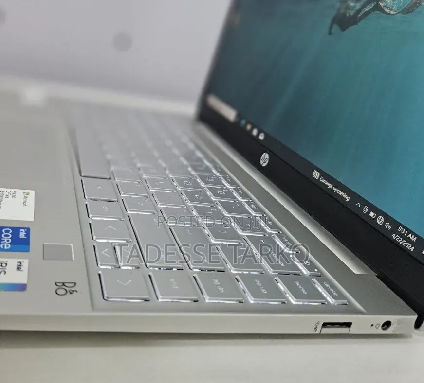 New Laptop HP Pavilion 13 8GB Intel Core i5 SSD 512GB