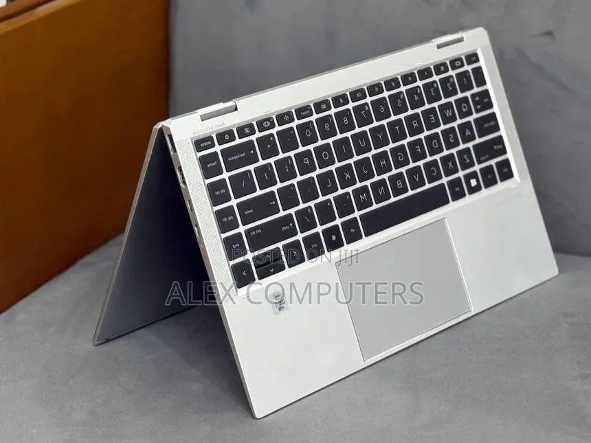 New Laptop HP EliteBook 840 16GB Intel Core i7 SSD 512GB