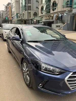 Hyundai Avante 2016 Blue