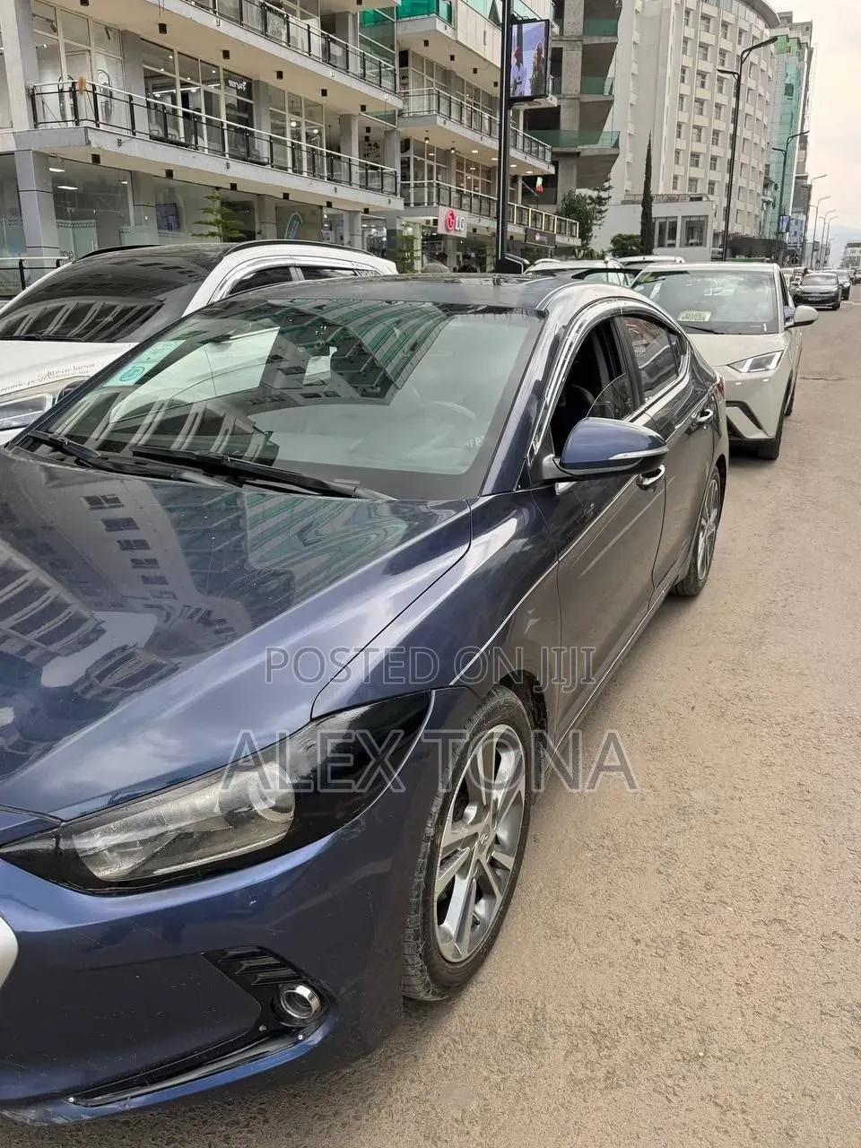 Hyundai Avante 2016 Blue