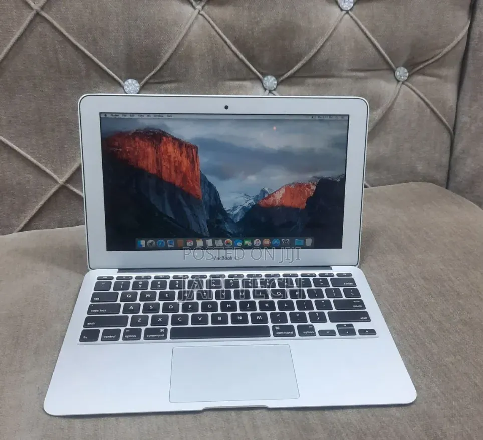 New Laptop Apple MacBook Air 2015 4GB Intel Core i5 SSD 500GB