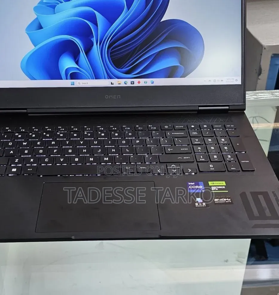 New Laptop HP Omen 16 16GB Intel Core i9 SSD 1T